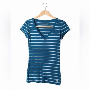 ✨ Aeropostale Blue Striped V-Neck Tee | Y2K Vibes ✨ Good Condition. Small